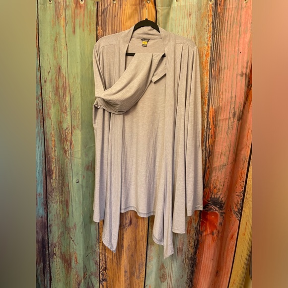 Women’s T2XL Eddie Bauer Open, Drape, Cardigan - Picture 2 of 5